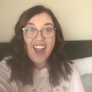 Meet your Posher, Madeline